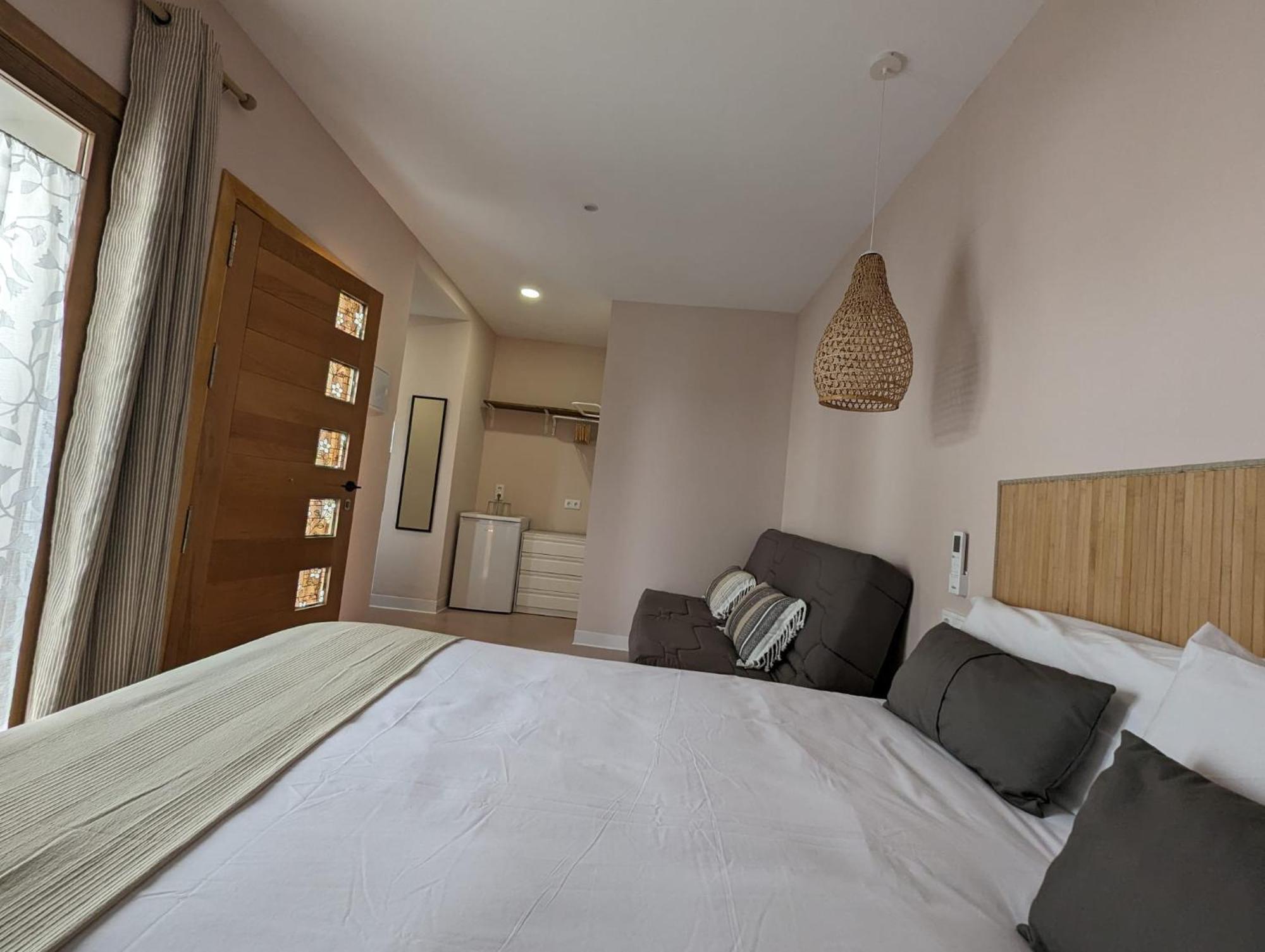 Mina32 By 7Escalones Apartment Рота Екстериор снимка